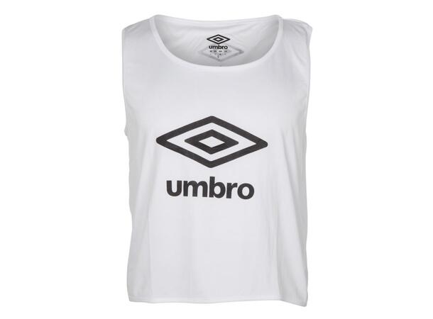 UMBRO Core Mark Vest Hvit JR Markeringsvest i mesh med logo 